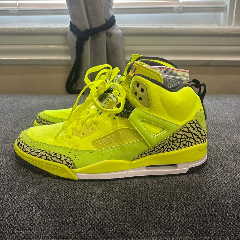 Jordan Yellow Sneakers with Elephant Print and Air Unit